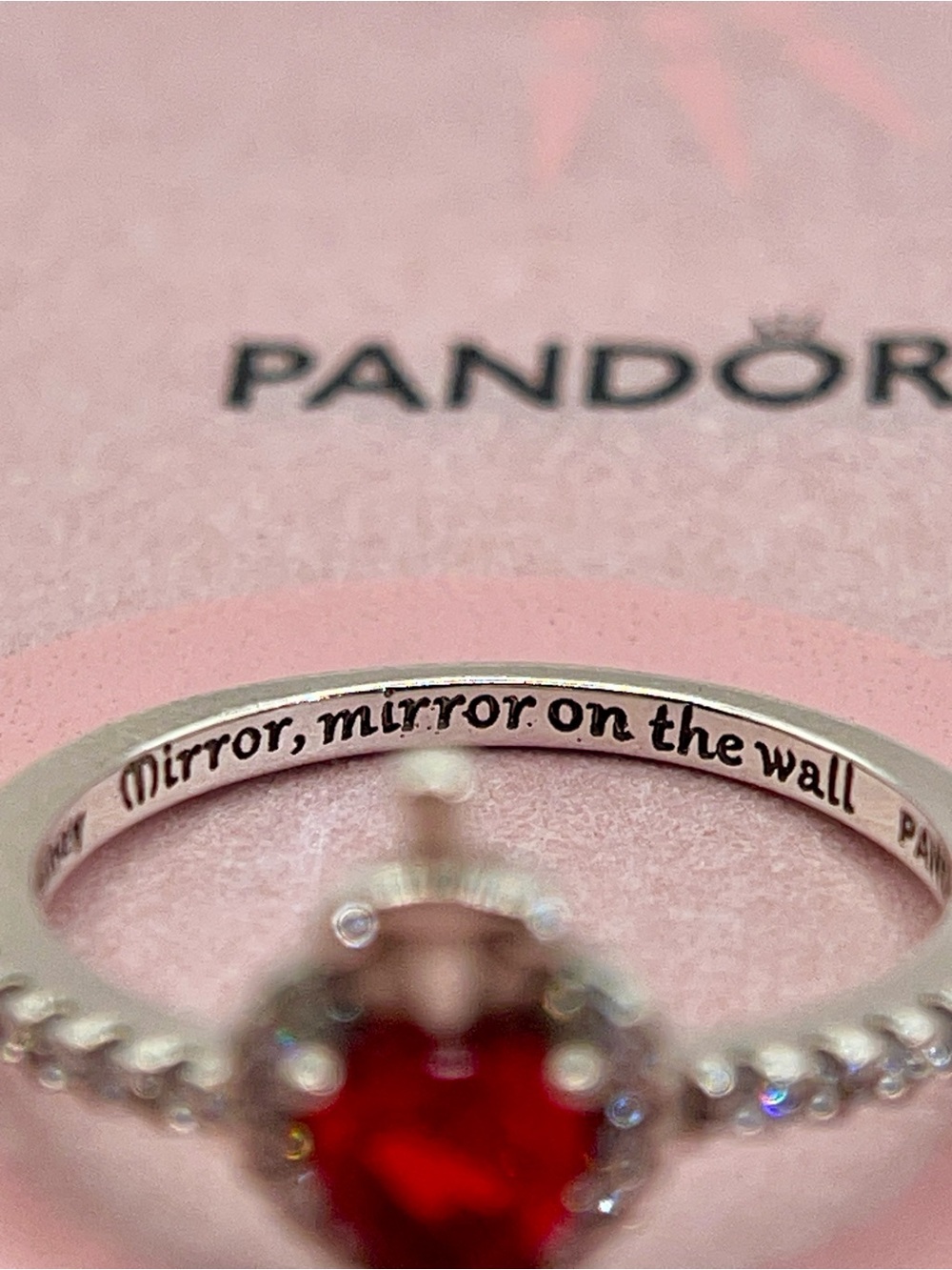 Pandora Disney Evil Queen Dagger Heart Ring S925 Silver Size 7 / 54 - Picture 7 of 12